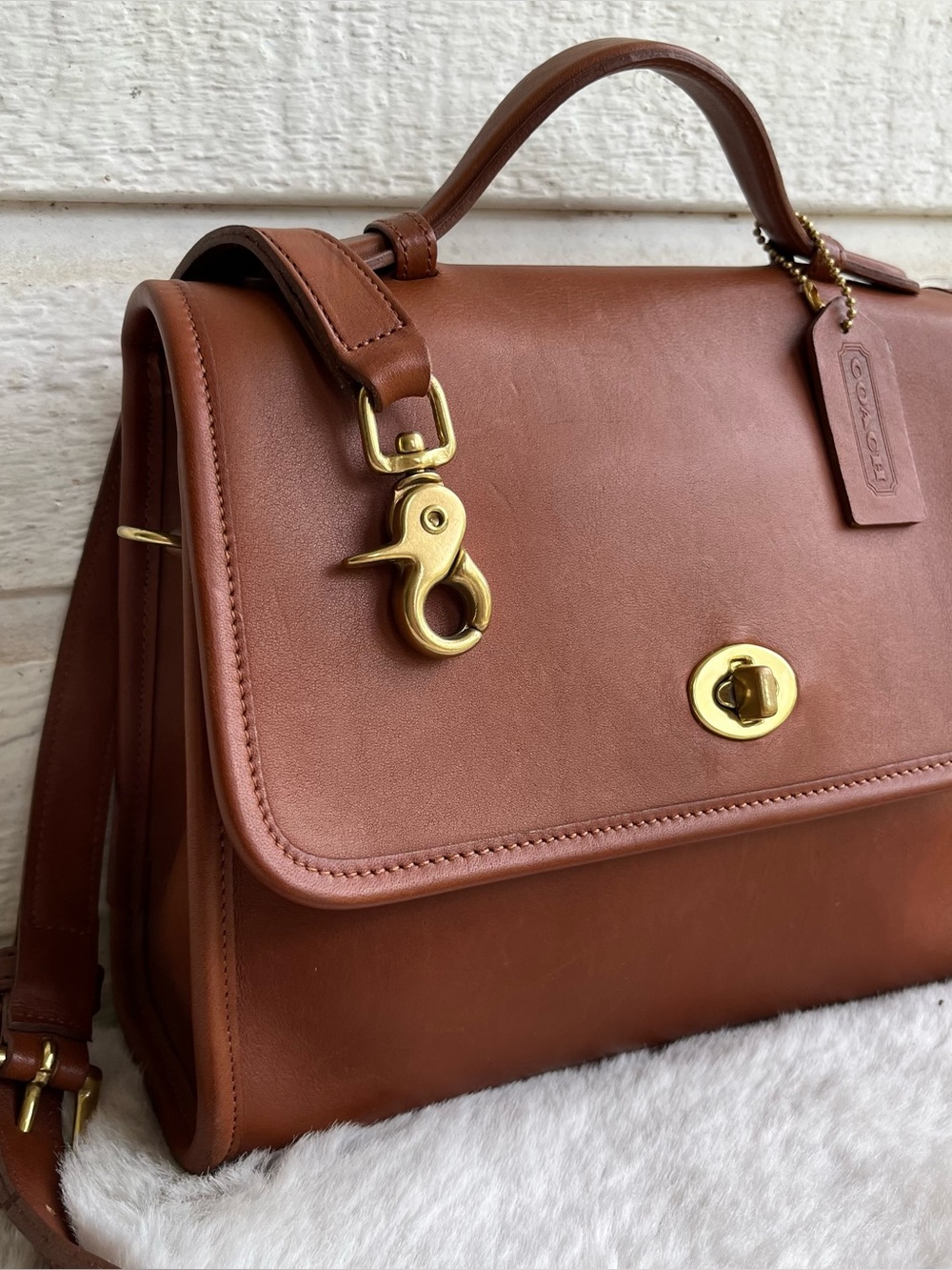 COACH Vintage British Tan Court Flap Crossbody Top Handle Willis Companion Bag - Picture 3 of 14